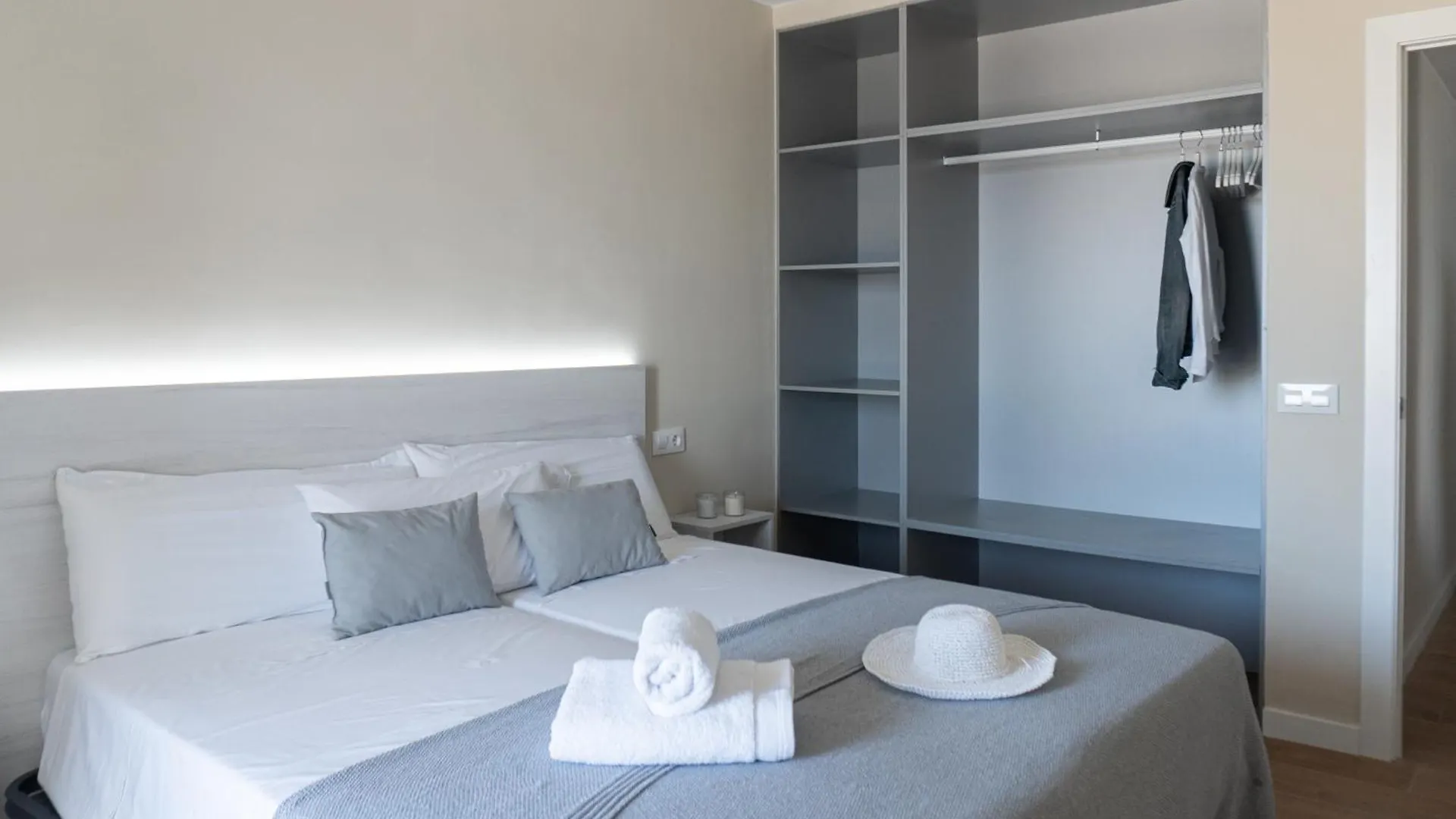 Apartamento En Primera Linea De Mar En La Escala L' Escala 0*,